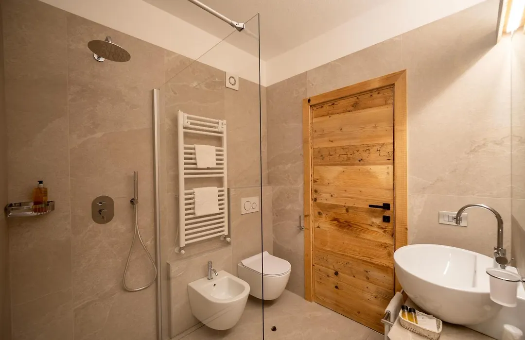 Hotel Vallechiara-1