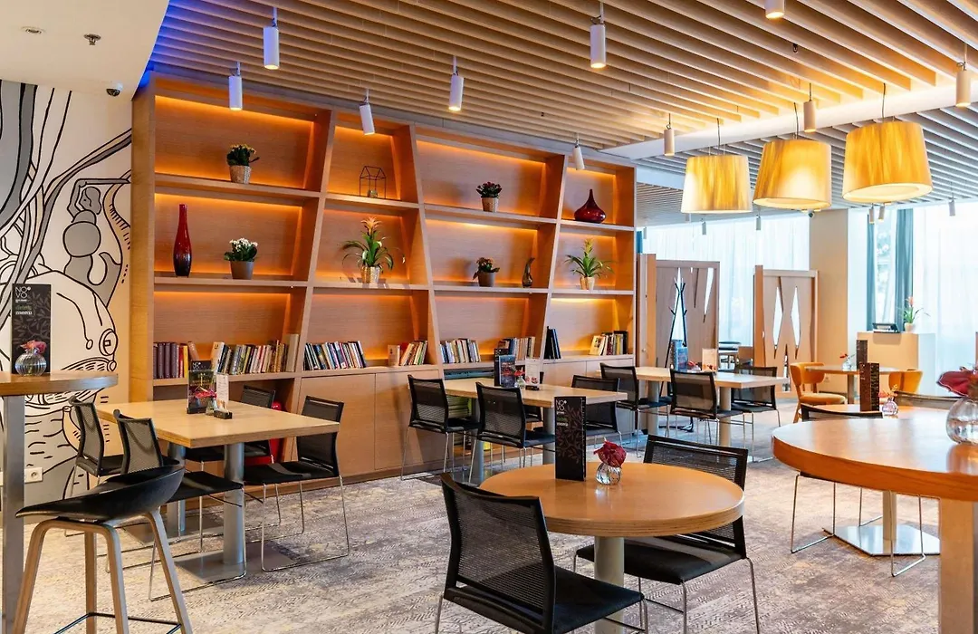 Novotel Warszawa Centrum-1