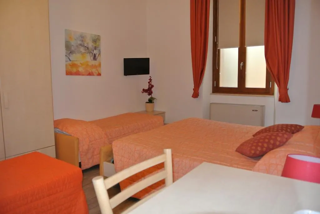 Bed & Breakfast Camollia-1