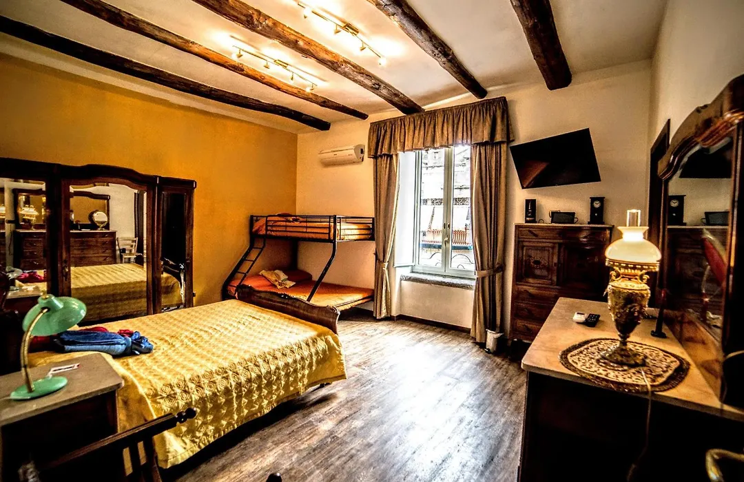 San Gennaro B&B-1