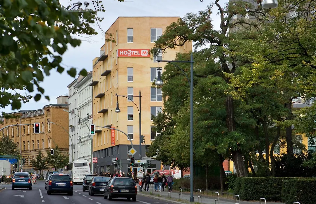 Meininger Hotel Berlin Alexanderplatz-1