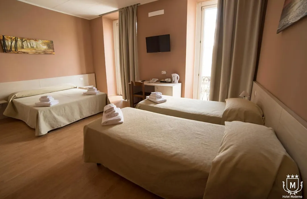 Hotel Moderno-1