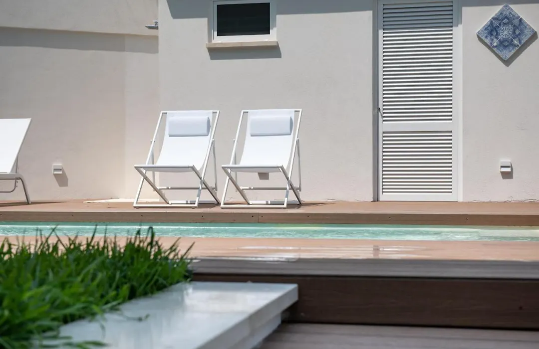 Iancu Charme Apartments-1