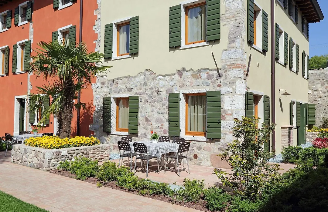 Residence Borgo Mondragon-1