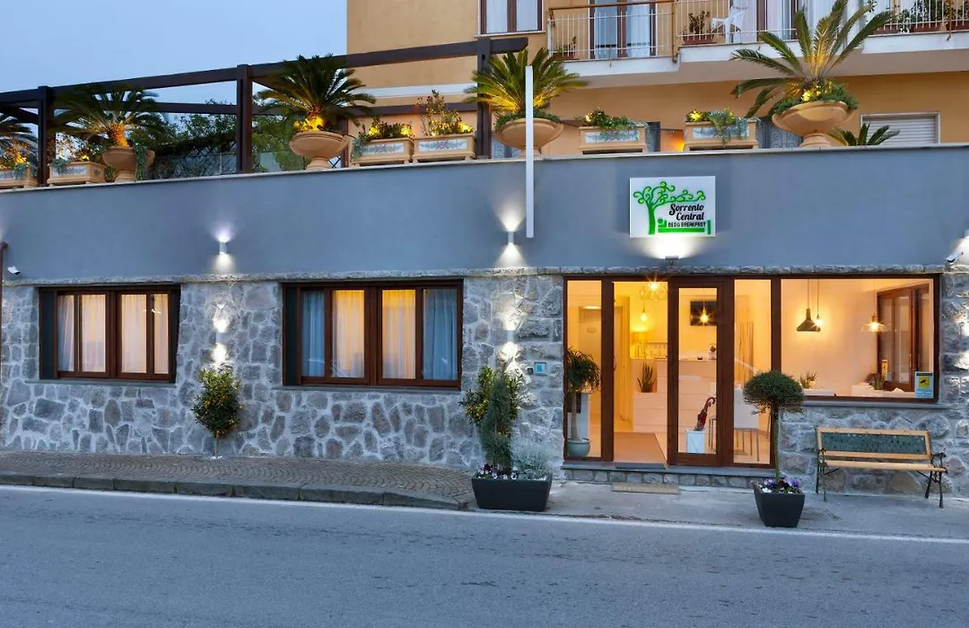 B&B Sorrento Central-1