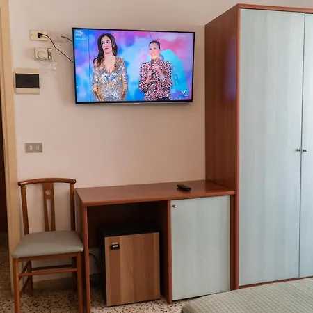 Hotel Cinzia-3
