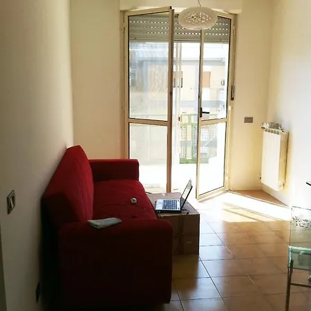 Monolocale A Nettuno 600 Mt Dal Mare-Centro-3