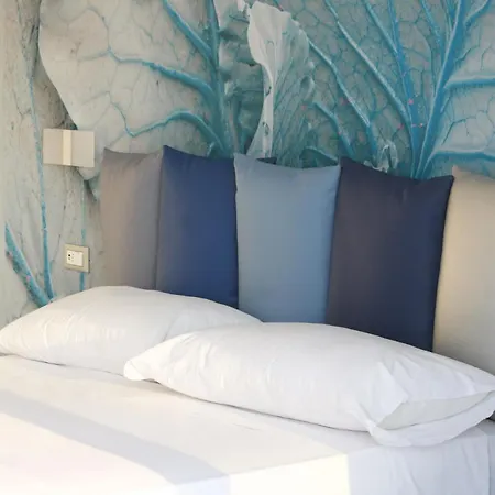 Clipper Suite-2
