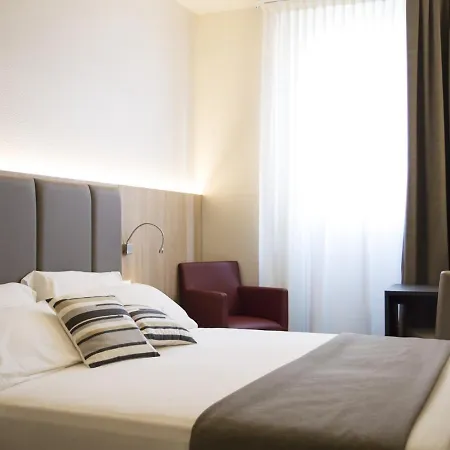 Hotel Alexander-3