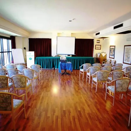 Hotel Cristallo di La Rosetta Srl-3