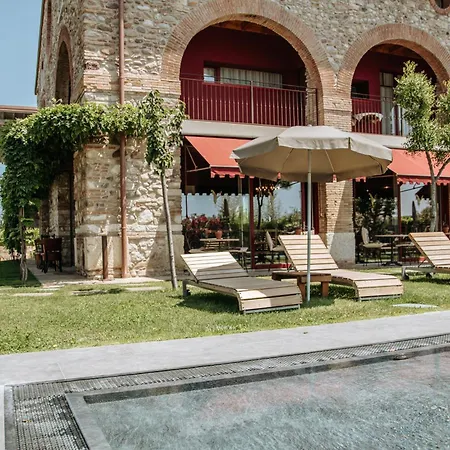 Le Greghe Suites-2