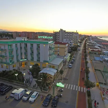 Hotel Majestic-3