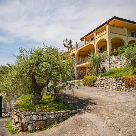 Sea View Villa Taormina-3