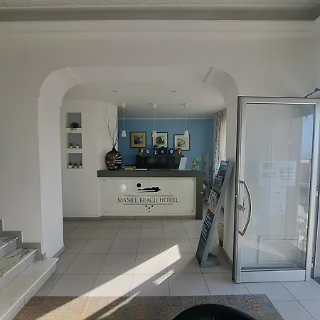 Maniel Beach Hotel-2