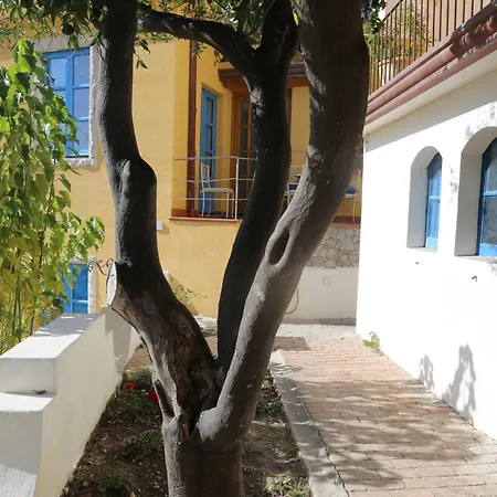 Casa Cuseni, Residenza d'artista, Museo e Giardino storico-2