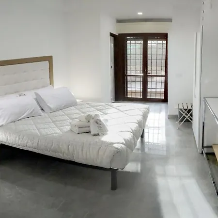 La Fiera Guesthouse-3