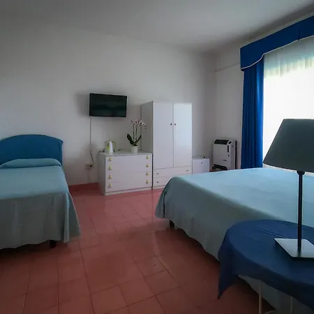 Hotel Villa Degli Aranci-2