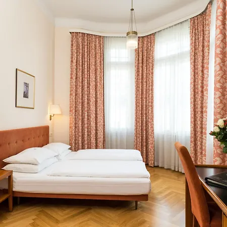 Hotel Johann Strauss-3