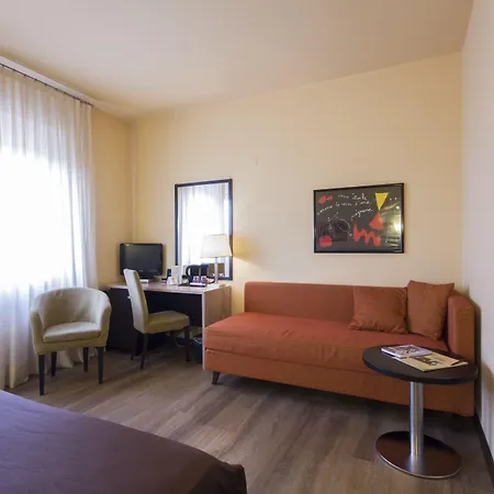 Hotel Carlton-2