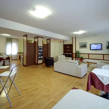 Hotel Cristallo Brescia-3
