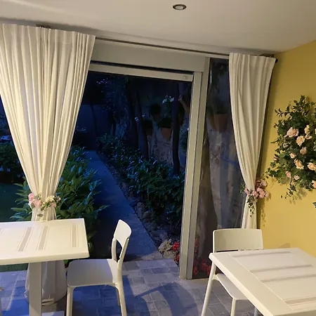 Paradise Inn-3