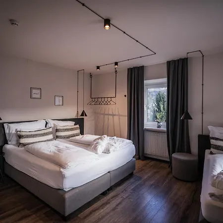 Hotel Loewenhof-2