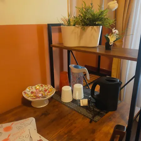 Bed & Breakfast Hostel H24-3