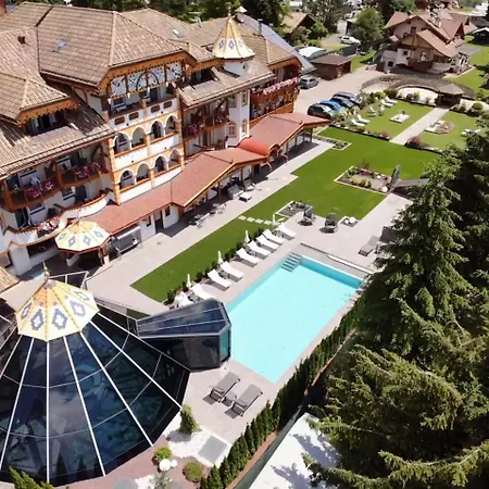 Renè Dolomites Boutique Hotel-2