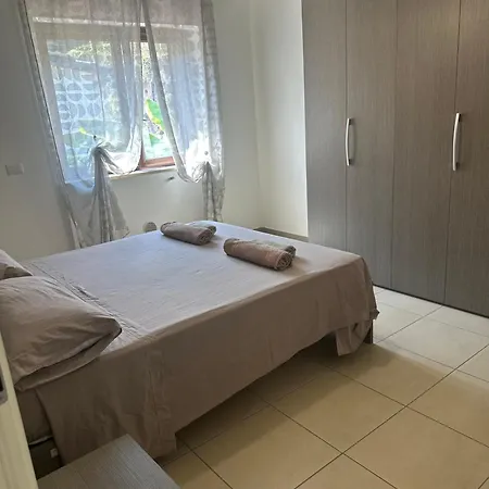 Alison Apartment-2