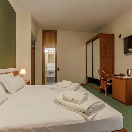 Hotel alla Grotta-3