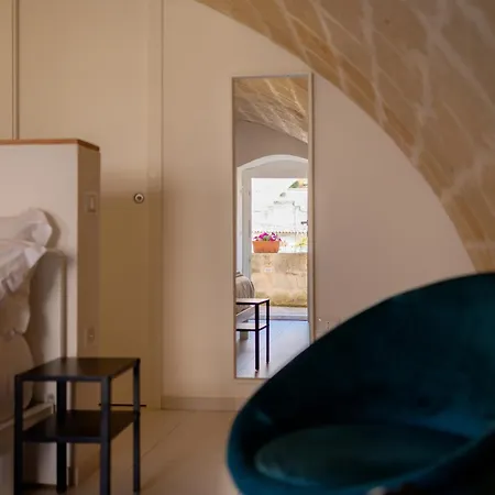 Endea Suite Rooms & Lounge Spa-2