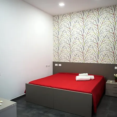 Regina'S Home-2