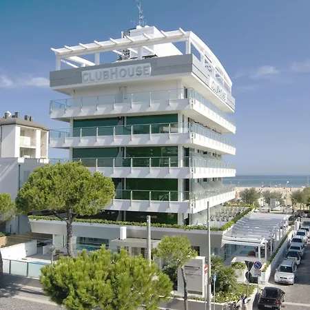 Club House Hotel-3