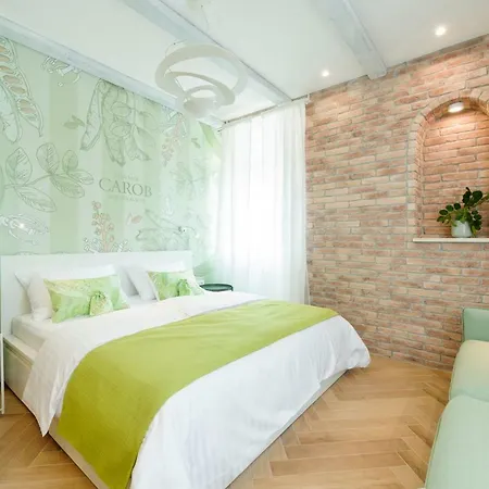 Mak Luxury Rooms-3