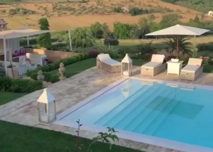 Castel 74 Bed and Breakfast Civitanova Marche