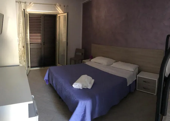 Hotel Red Stone Diamante