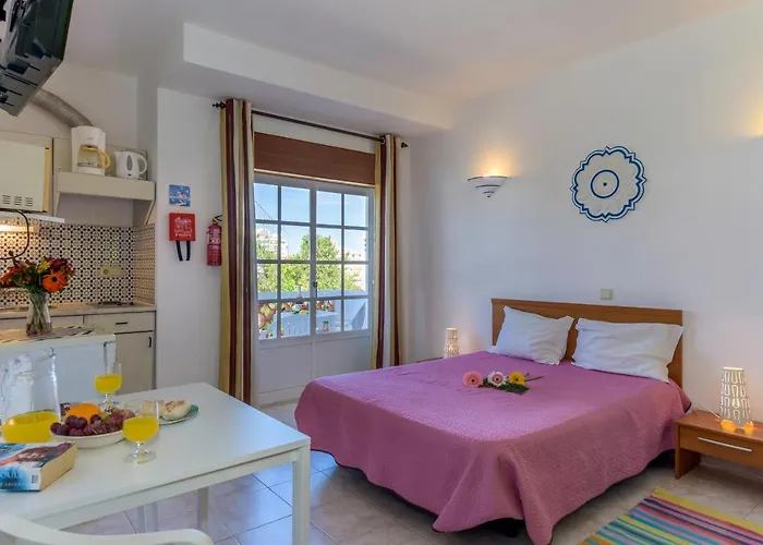 Palm Villa Estudios Lagos