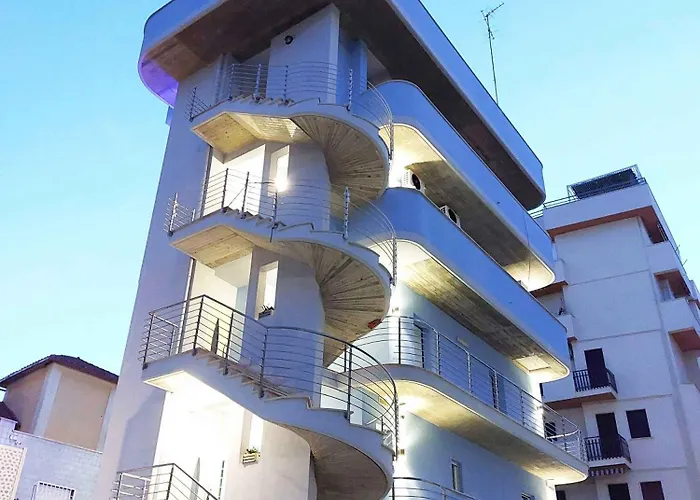 Sweet Home & Wellness Luxury Apartment Nettuno