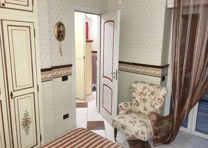 Cozy Apartment With Direct Beach Access In Nettuno 32 Sqm