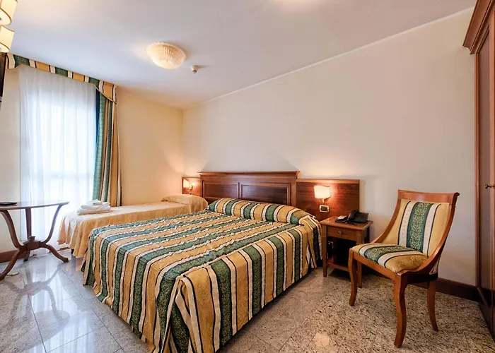 Hotel Flora