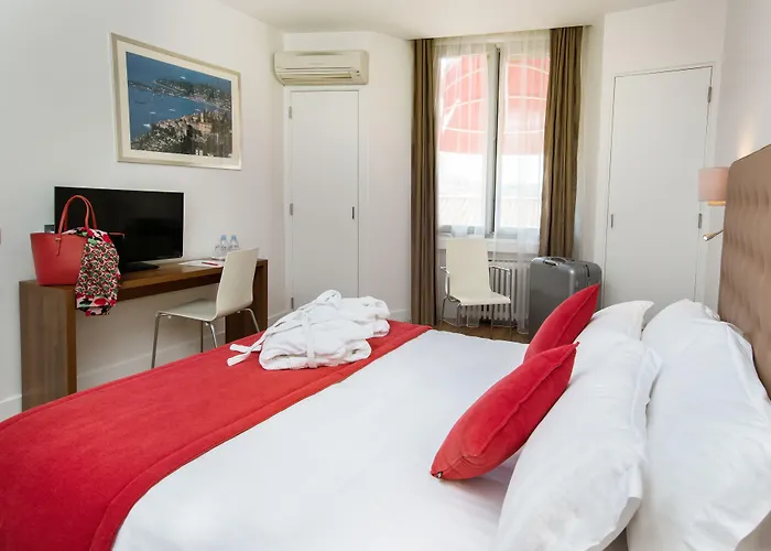 Hotel De France