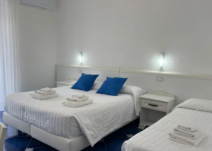 Hotel De Rosa Maiori