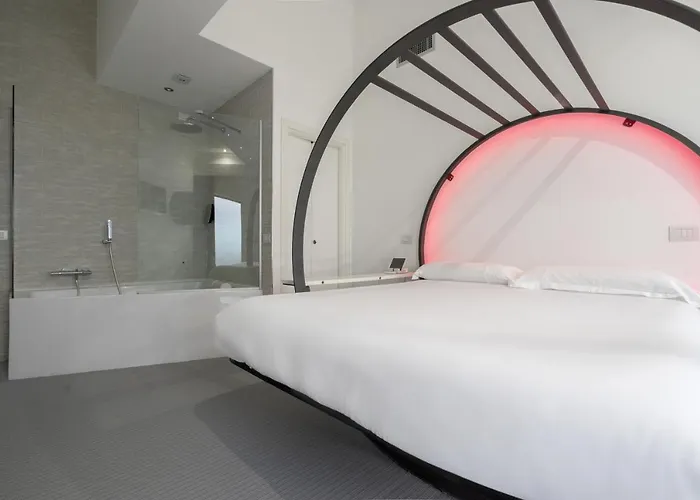 Colosseum Jacuzzi Suites Roma