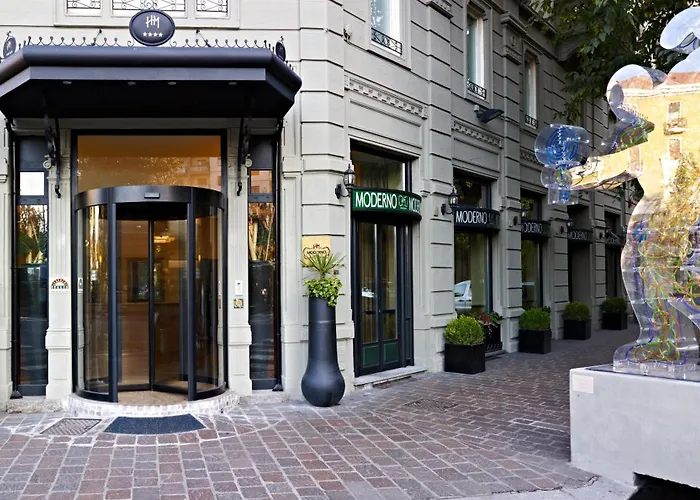 Hotel Moderno