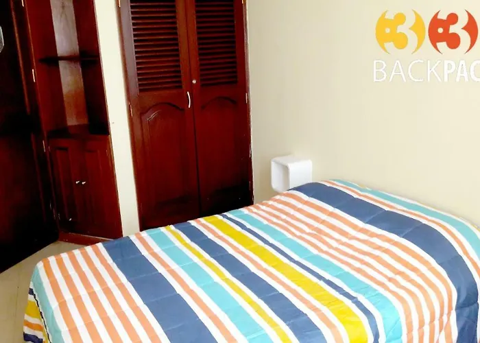 335 Backpackers