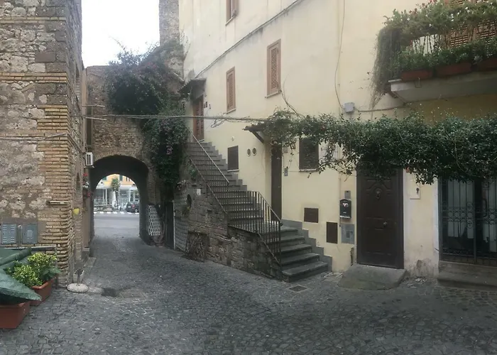 Casetta del borghetto -Nel cuore del Borghetto Nettuno