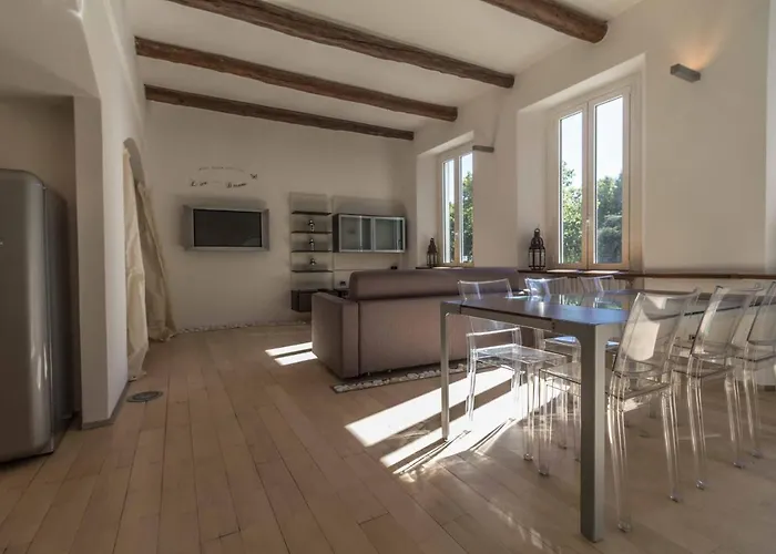 Lungolago Holiday Home - Affitti Brevi Italia Lecco
